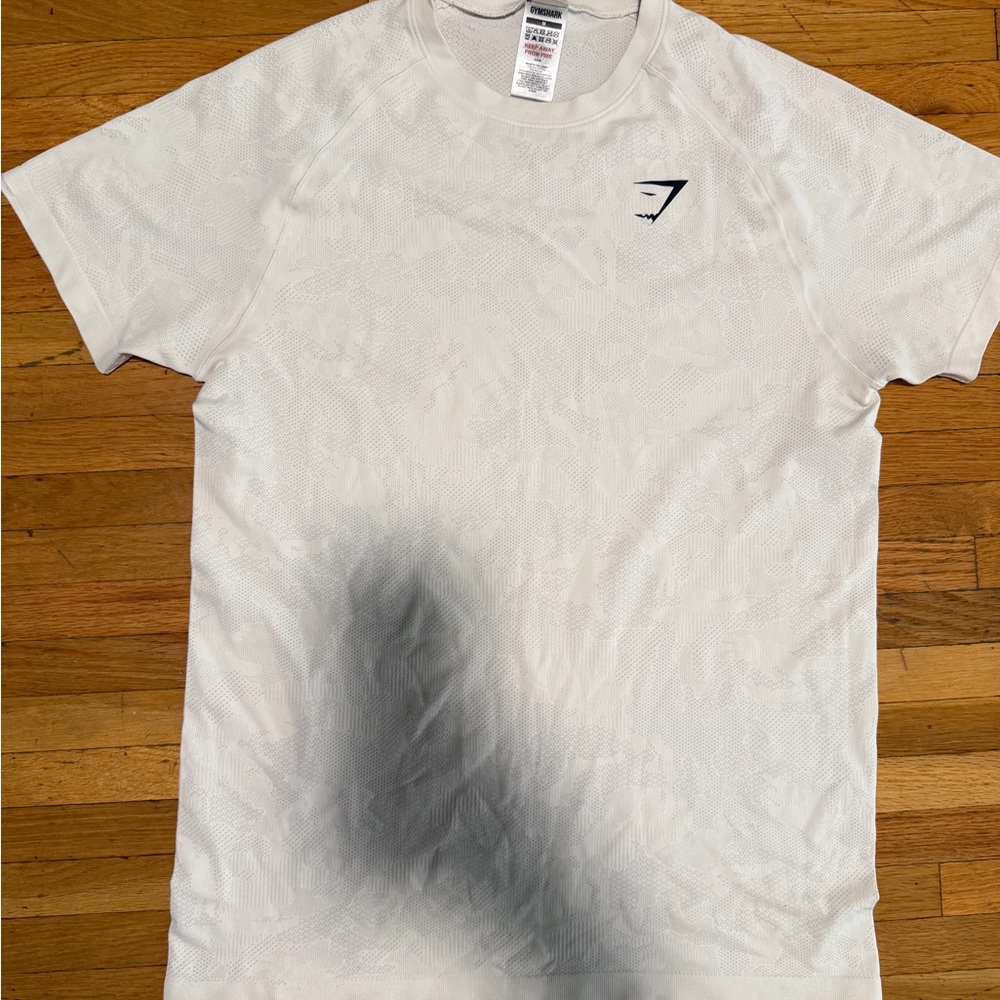 Gymshark Men's White Short Sleeve Performance Tee GEO Seamless